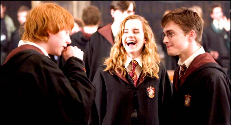 10 Fesselnde B Cher Ber Freundschaft Die Du Verschlingen Wirst Bücher über Freundschaft, die eine ganze Generation geprägt haben, das sind auch die sieben Bände von Harry Potter.