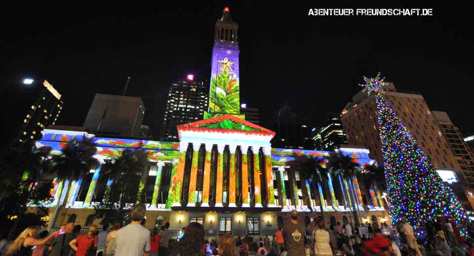 5 Neon Erlebnisse Die Nicht Nur Die Augen Zum Leuchten Bringen Neon-Experience 3D-Mapping
