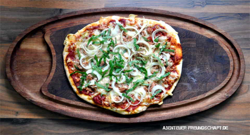 Motto Kochen Delizioso Perfekte Pizza Antipasti Und Kirsch Tiramisu Die perfekte Pizza mit Thunfisch