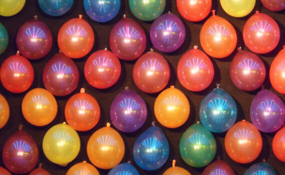 [Uber En="The*wedding*game*Wedding*Darts*for*the*wedding*couple*and*all*guests" De="Das*Hochzeitsspiel*Hochzeitsdart*für*das*Hochzeitspaar*und*alle*Gäste"]