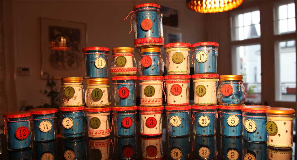 Advent Calendar In A Jar Ingenious Quick And Easy Diy Tutorial 24 glasses form an Advent calendar in a jar