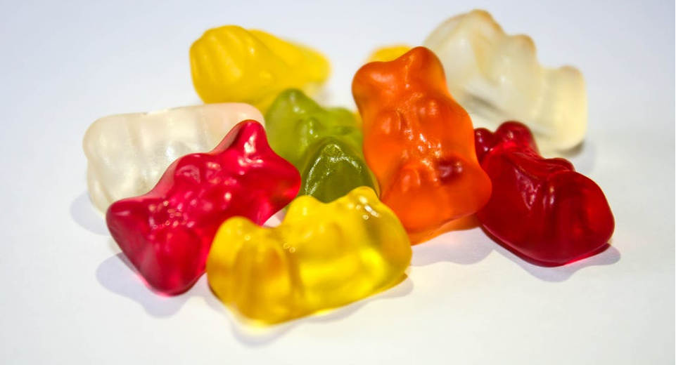 5 Silvester Orakel Die Nichts Als Die Reine Wahrheit Sprechen Ein Silvester Orakel mit Spaßgarantie ist das Gummibärchen-Orakel