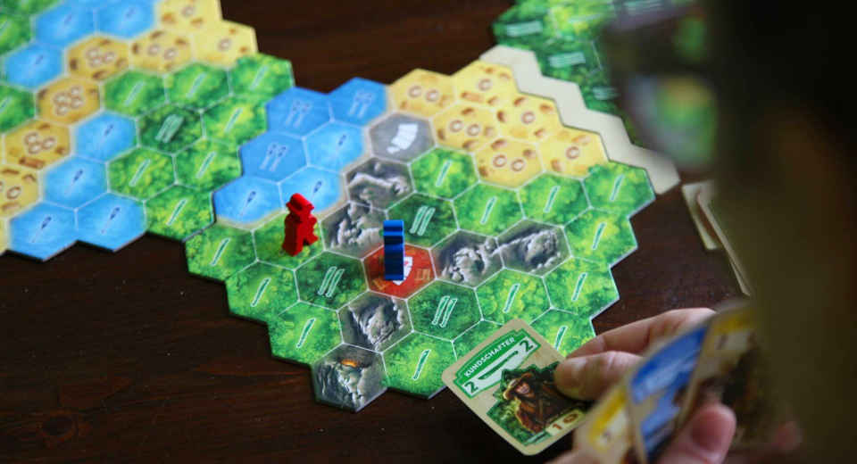 Wettlauf Nach El Dorado Das Deckbuilding Spiel F R Entdecker Rezension Wettlauf nach El Dorado - Welche Karte bringt einen am Besten weiter?