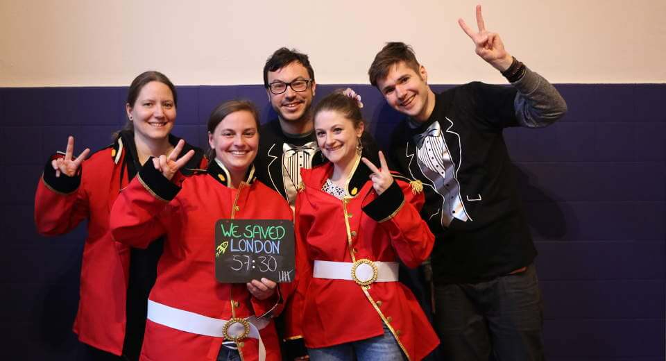 Mission X Escape Room In Berlin Wer Rettet London Erlebnistest Mission X Escape Room - Unser Siegerfoto