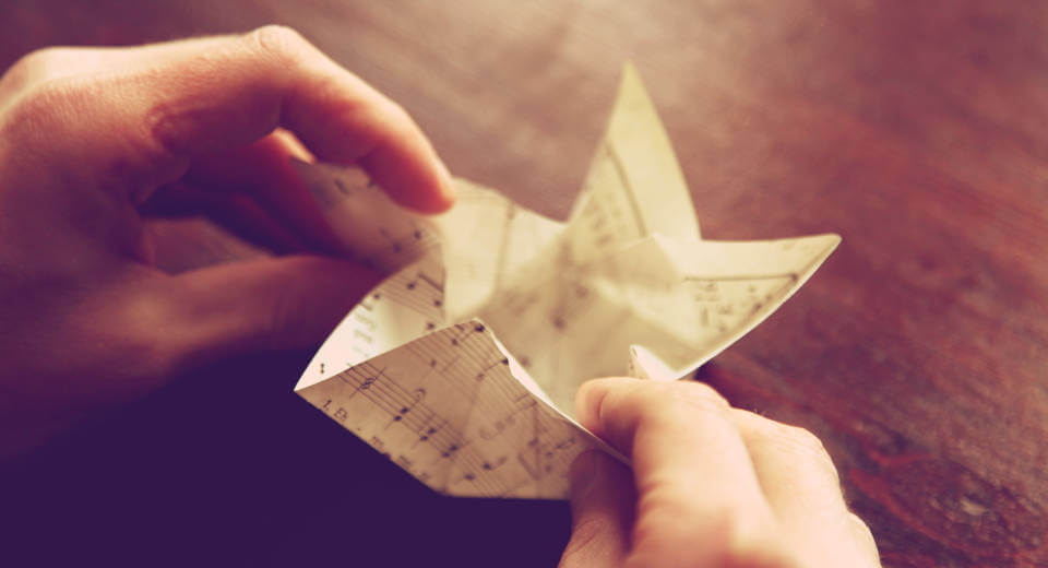 How To Make A Origami Christmas Star Tutorial Origami Christmas Star - Step 11
