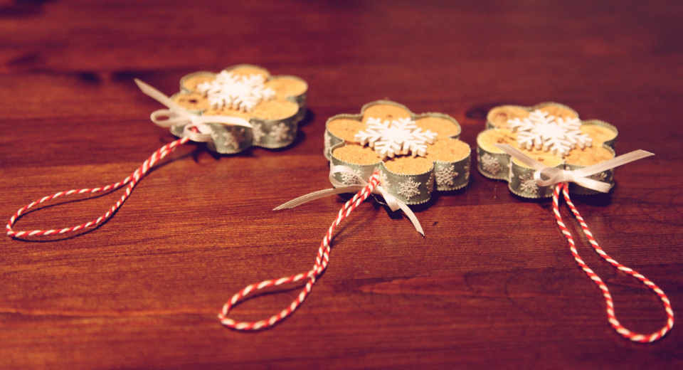 Cork Christmas Ornaments How To Craft Pretty Snowflakes Tutorial DIY Christmas decorations are a nice activity in the run-up to Christmas