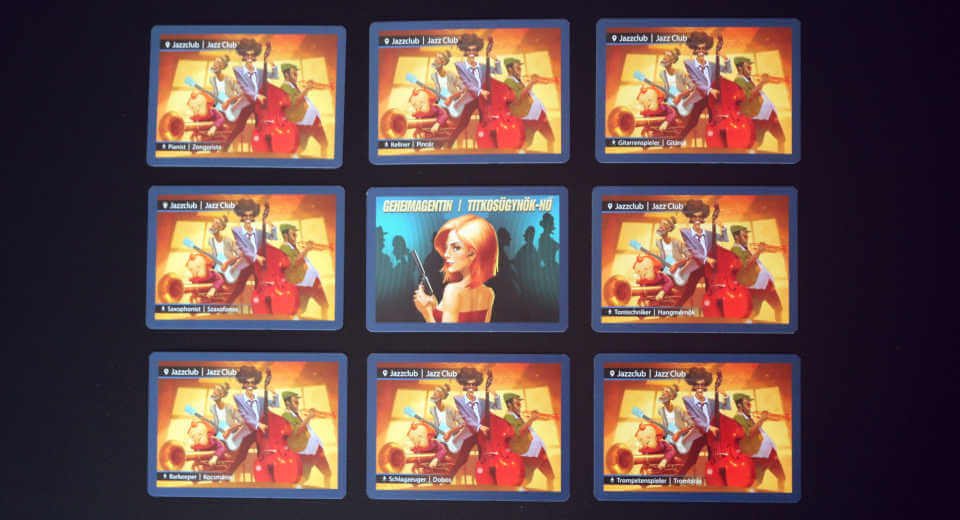 Agent Undercover 2 Deck Eines der Kartendecks bei Agent Undercover 2