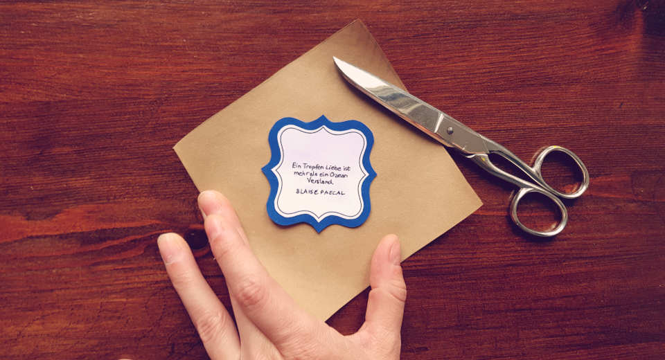 Kuvert basteln - Schritt 1