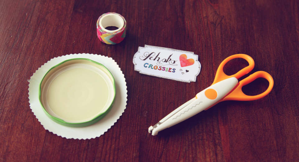 Materialien zum Gestalten des Einmachglases zum Verschenken der Schoko Crossies