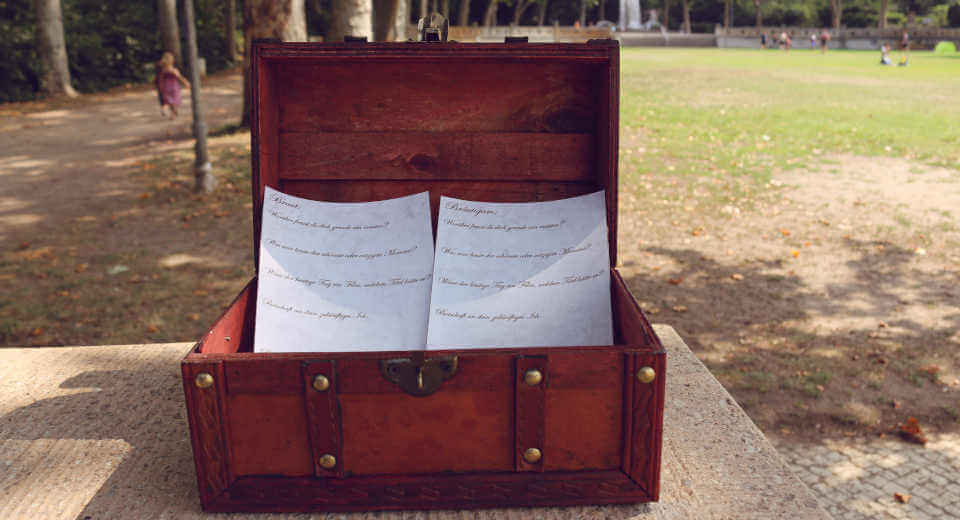Zeitkapsel Zur Hochzeit Mit Erinnerungen An Den Hochzeitstag Als Pers Nliches Hochzeitsgeschenk Zeitkapsel zur Hochzeit mit Fragebögen
