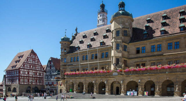 25 Rothenburg Ob Der Tauber Sehensw Rdigkeiten Die Du Gesehen Haben Musst "Das Rathaus gehört zu den Top Rothenburg ob der Tauber Sehenswürdigkeiten."