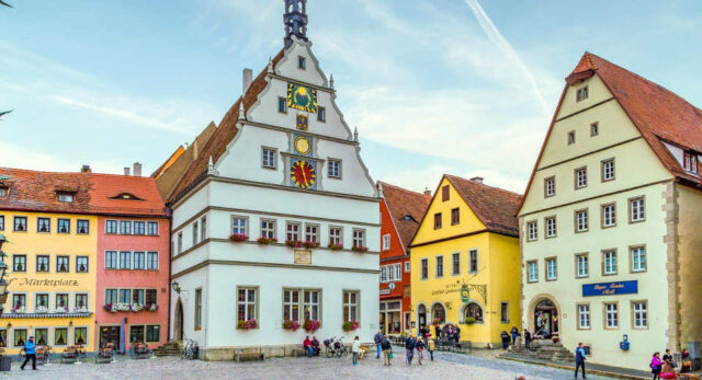 25 Rothenburg Ob Der Tauber Sehensw Rdigkeiten Die Du Gesehen Haben Musst "Die Ratstrinkstube gehört zu den bekanntesten Rothenburg ob der Tauber Sehenswürdigkeiten."