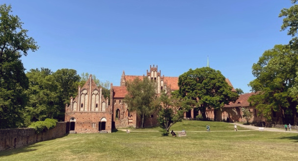 Ostern In Brandenburg Die 10 Sch Nsten Osterausfl Ge "Das Kloster Chorin ist eines der imposantesten Ausflugsziele an Ostern in Brandenburg"