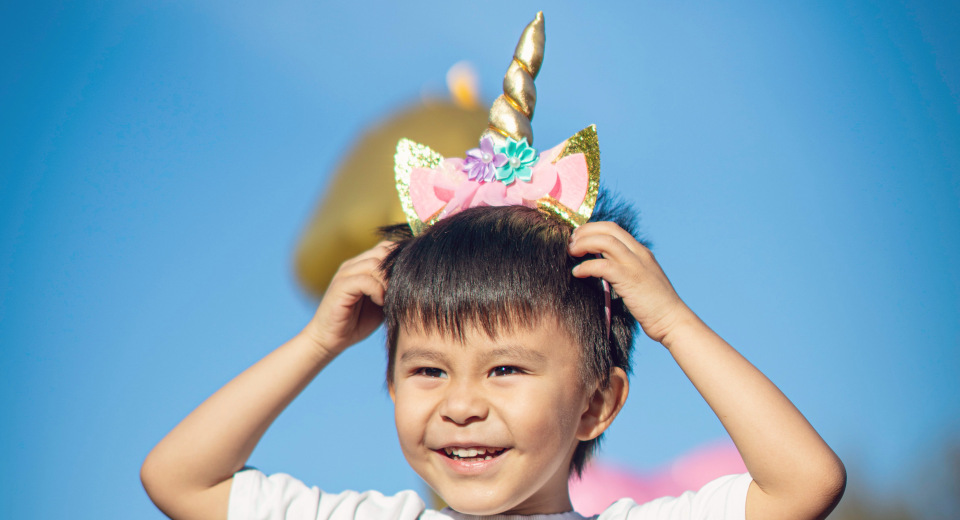 Einhorn Spiele Magische Partyspiele F R Den Kindergeburtstag "Bei manchen Einhorn Spielen werden die Kinder zu den Fabeltieren"