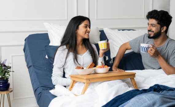 [Uber En="Classic*romantic*breakfast*in*bed" De="Romantisches*Frühstück*im*Bett*ganz*klassisch"]